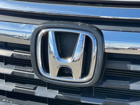Used 2017 Honda Ridgeline RTL-T image 15