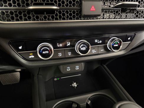 New 2026 Honda HR-V EX-L image 17