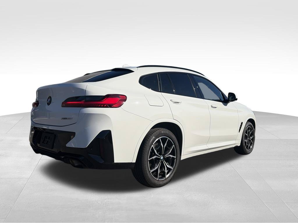 Used 2025 BMW X4 xDrive30i w/ Premium Package AWD/4WD image 16