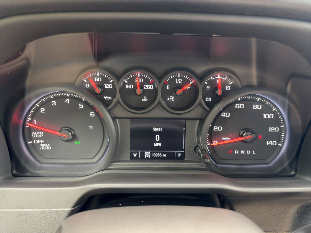 Certified 2025 Chevrolet Silverado 1500 Custom w/ Turbomax Blackout Package AWD/4WD image 8