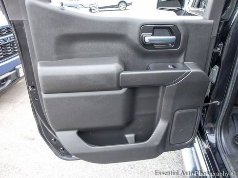 Used 2021 Chevrolet Silverado 1500 LT AWD/4WD image 21