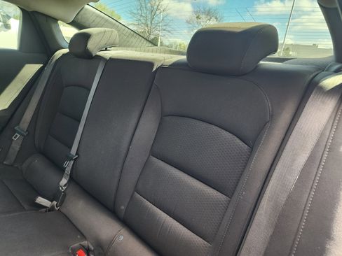 Used 2021 Chevrolet Malibu LS image 12