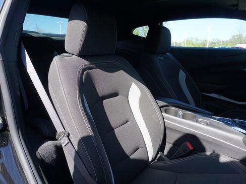 Used 2019 Chevrolet Camaro LT w/ RS Package image 36