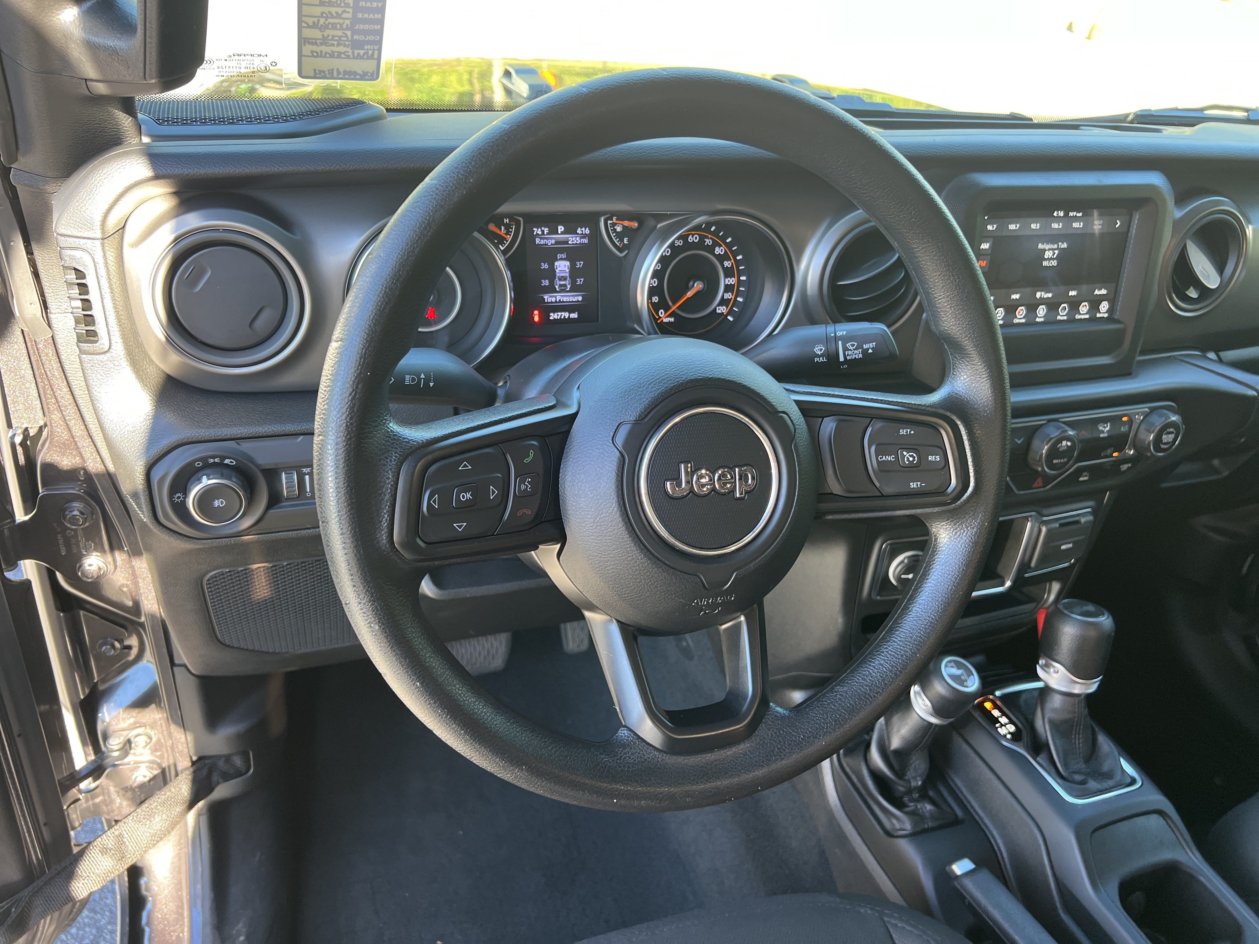 Used 2022 Jeep Wrangler Sport AWD/4WD image 24
