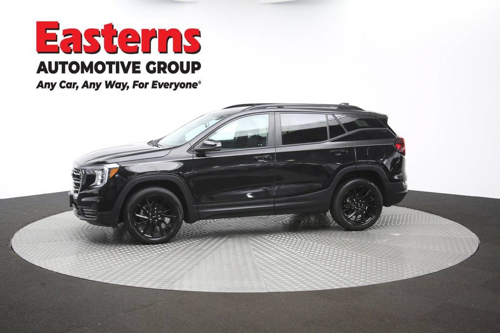 Used 2023 GMC Terrain SLE w/ Driver Convenience Package AWD/4WD image 61