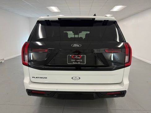 New 2025 Ford Expedition Platinum w/ Stealth Appearance Package image 7