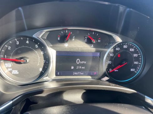 Used 2022 Chevrolet Equinox Premier image 13