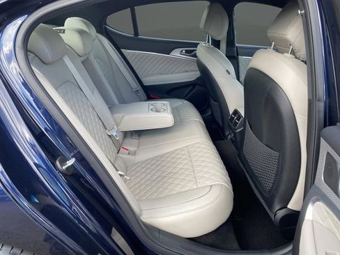 Used 2023 Genesis G70 3.3T w/ Sport Prestige Package image 38