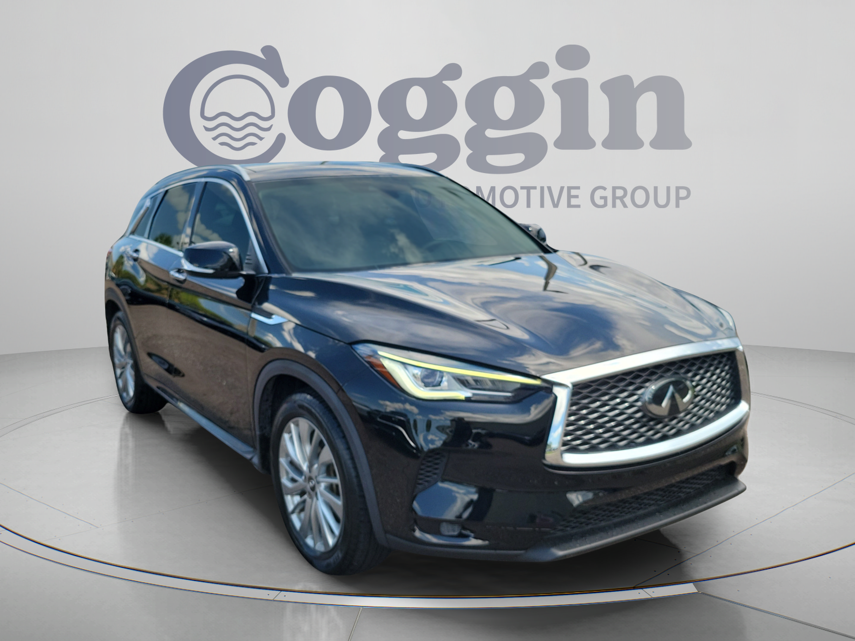 Used 2023 INFINITI QX50 Luxe FWD image 7