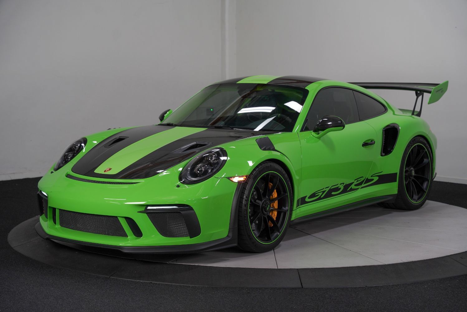 Used 2019 Porsche 911 GT3 RS RWD image 1