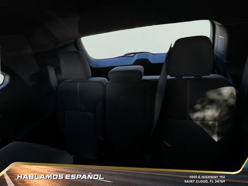 Used 2025 GMC Acadia Elevation image 31