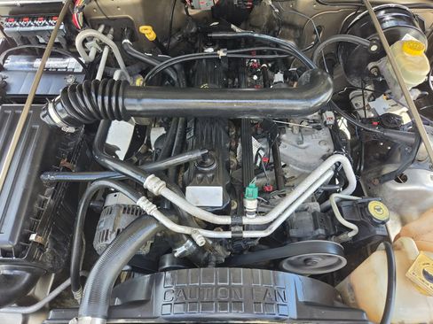 Used 2006 Jeep Wrangler X AWD/4WD image 35