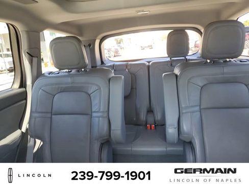 Used 2021 Lincoln Aviator Reserve w/ Equipment Group 202A image 31