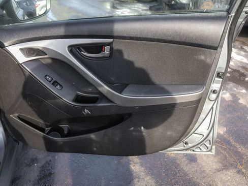 Used 2016 Hyundai Elantra Value Edition image 34