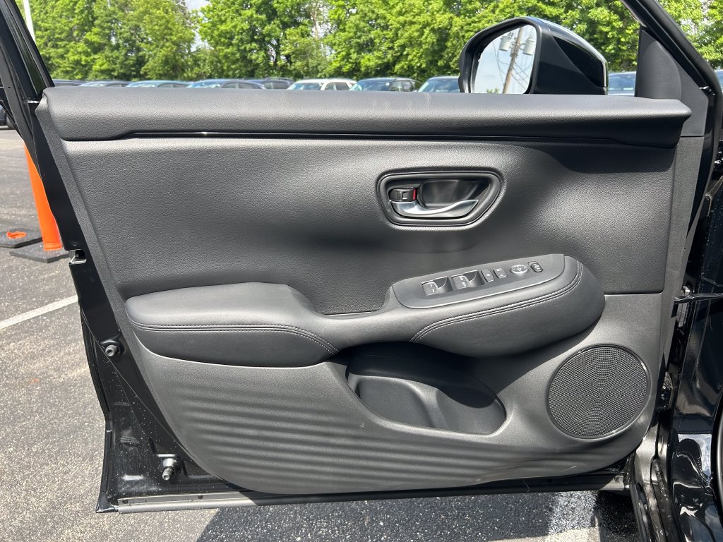 New 2027 Honda HR-V EX-L image 18