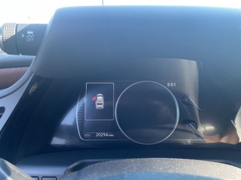 Used 2024 Lexus ES 300h w/ Premium Package FWD image 22