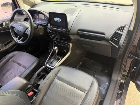 Used 2019 Ford EcoSport Titanium AWD/4WD image 6