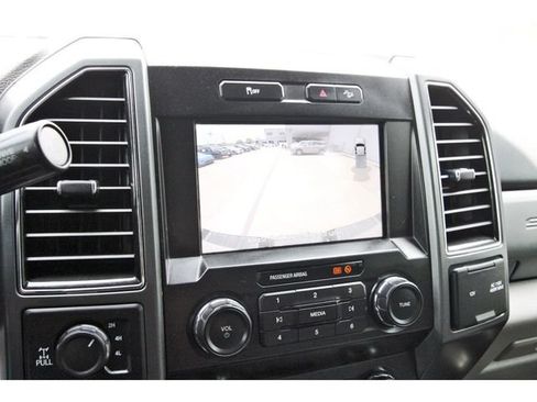 Used 2021 Ford F250 XLT w/ XLT Premium Package AWD/4WD image 23