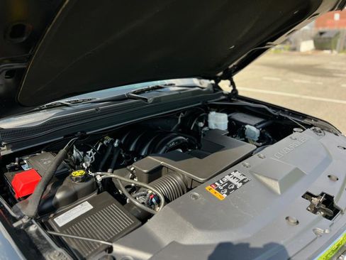 Used 2019 Chevrolet Tahoe LT image 37