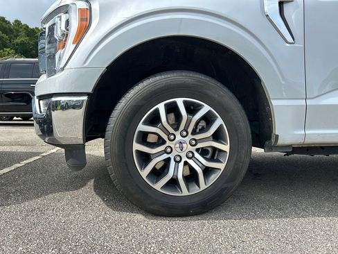 Used 2021 Ford F150 Lariat RWD image 6