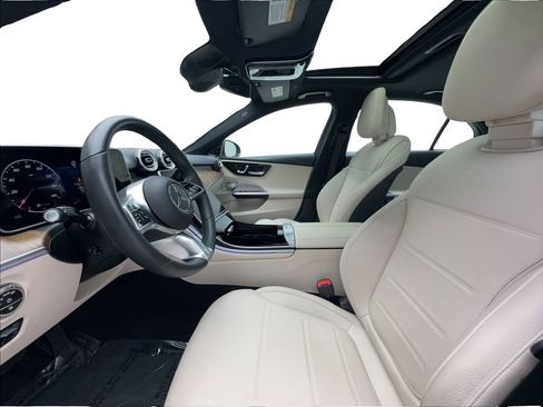 Used 2025 Mercedes-Benz C 300 Sedan image 20