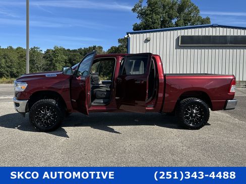 Used 2019 RAM 1500 Big Horn image 28