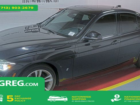 Used 2017 BMW 330e image 1