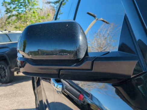 Used 2024 Toyota Tundra Limited image 12