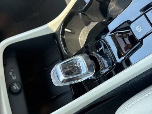 New 2026 Volvo XC40 B5 Plus w/ Climate Package image 23