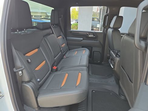 Used 2026 GMC Sierra 2500 AT4 AWD/4WD image 16