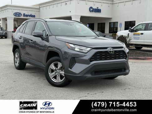 Used 2024 Toyota RAV4 XLE image 1