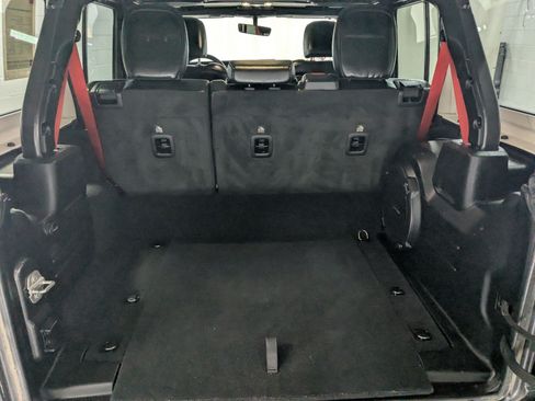 Used 2023 Jeep Wrangler Unlimited Rubicon 4xe AWD/4WD image 24