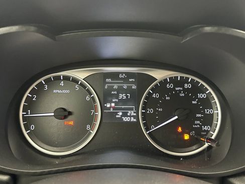 Used 2023 Nissan Versa S w/ Electronics Package image 21