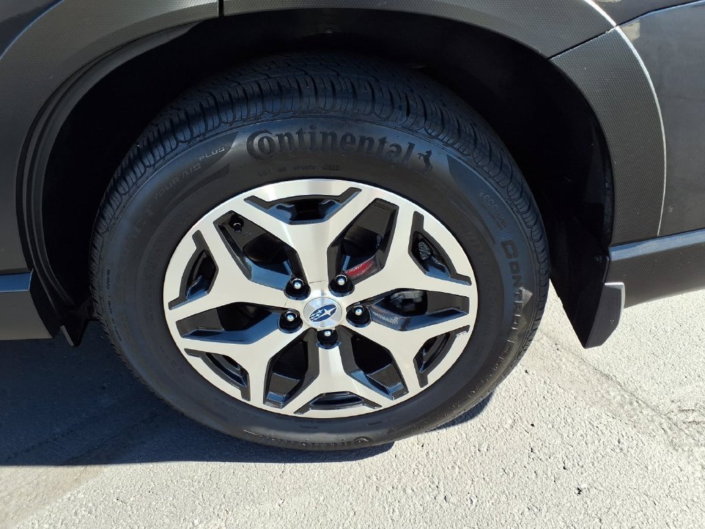 Used 2019 Subaru Forester Premium AWD/4WD image 13