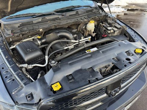 Used 2017 RAM 1500 Express w/ Black Ram 1500 Express Group image 23