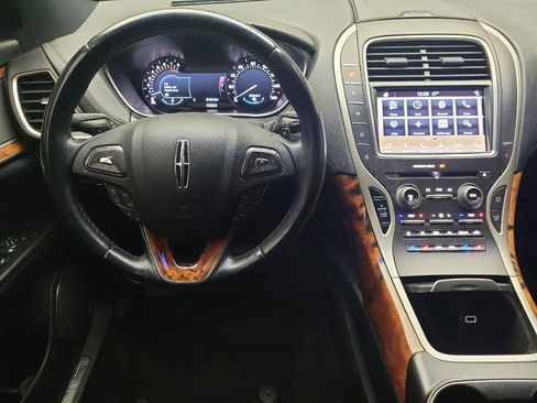 Used 2016 Lincoln MKX Reserve w/ Climate Package AWD/4WD image 22