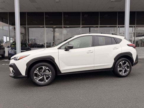 Certified 2025 Subaru Crosstrek 2.0i Premium image 1