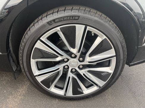 Used 2026 Cadillac Optiq Luxury 1 image 23