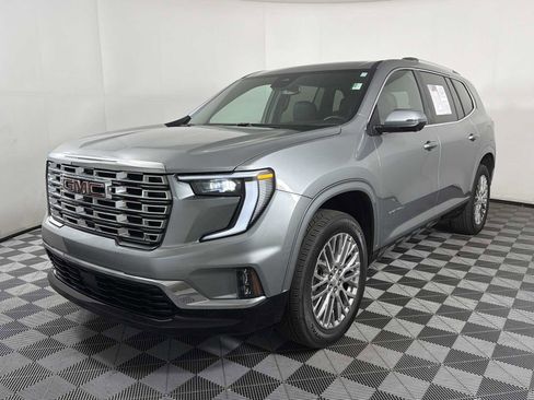 Used 2024 GMC Acadia Denali FWD image 3
