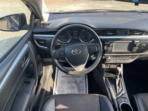 Used 2015 Toyota Corolla S FWD image 14