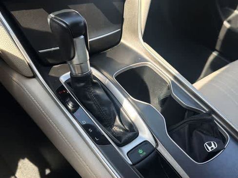 Used 2020 Honda Accord EX-L image 25