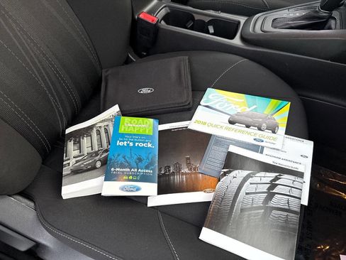 Used 2018 Ford Focus SE image 30