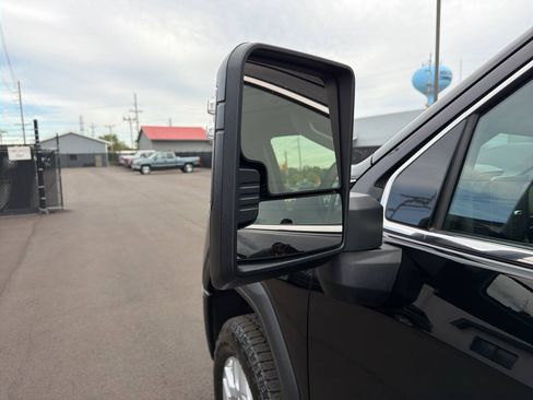 Used 2024 GMC Sierra 2500 SLE w/ SLE Value Package AWD/4WD image 15