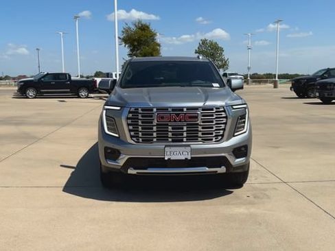 New 2026 GMC Yukon Denali w/ Denali Reserve Package RWD image 3