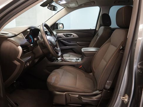 Used 2019 Chevrolet Traverse LS FWD image 5