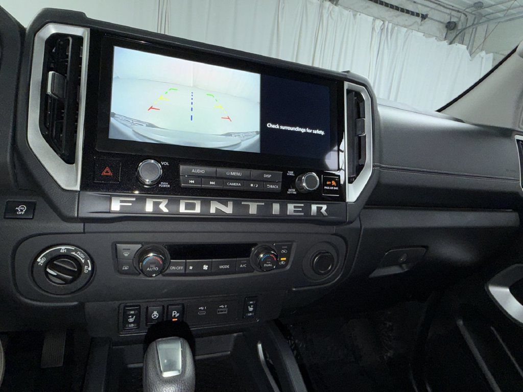 Used 2025 Nissan Frontier SV w/ SV Convenience Package AWD/4WD image 22
