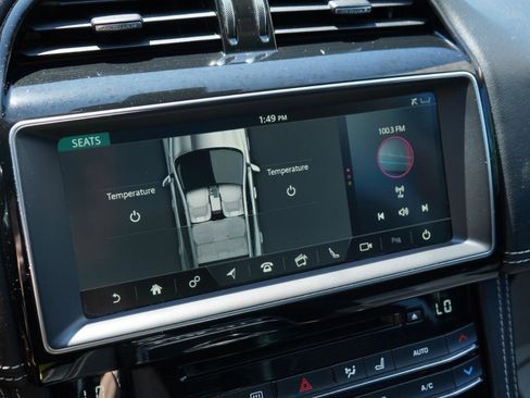 Used 2020 Jaguar F-PACE R-Sport AWD/4WD image 38