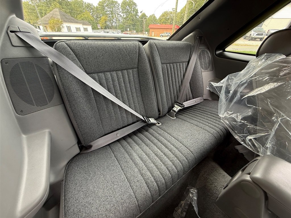 Used 1993 Ford Mustang Cobra RWD image 70