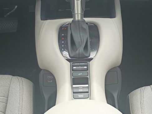 New 2027 Honda HR-V LX image 20
