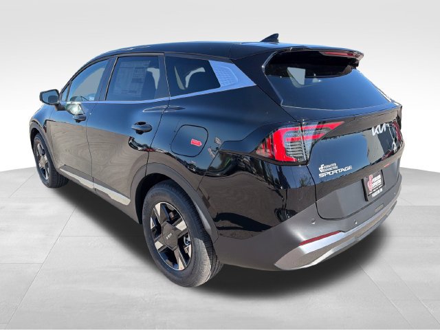 New 2027 Kia Sportage LX FWD image 5